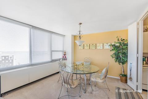 1700 E 56th St #2002, Chicago, IL 60637 photo 7