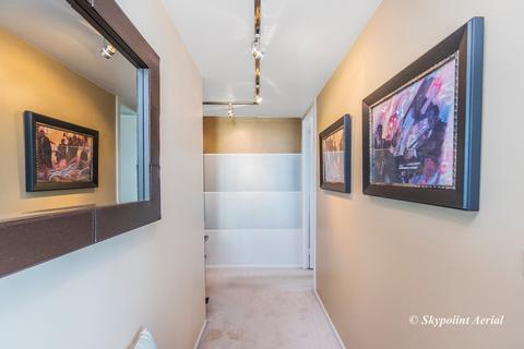 1700 E 56th St #2002, Chicago, IL 60637 photo 9
