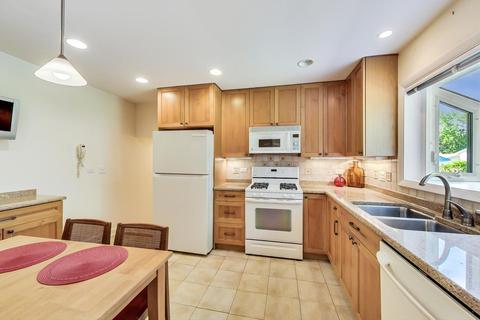 4070 Mason Dr, Hoffman Estates, IL 60192 photo 12