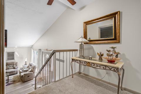 741 Circle Dr, Roselle, IL 60172 photo 10