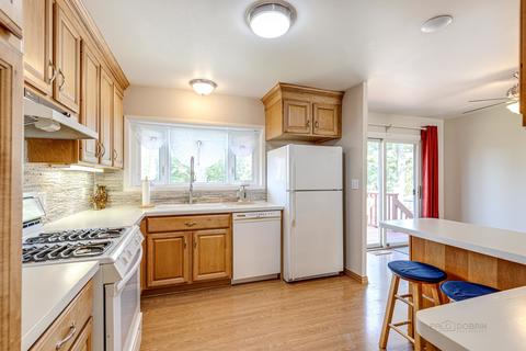 546 Cherry Ln, Glenview, IL 60025 photo 9