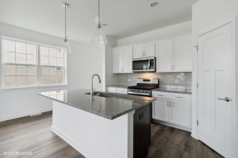 773 Fairway Dr, Addison, IL 60101 photo 4