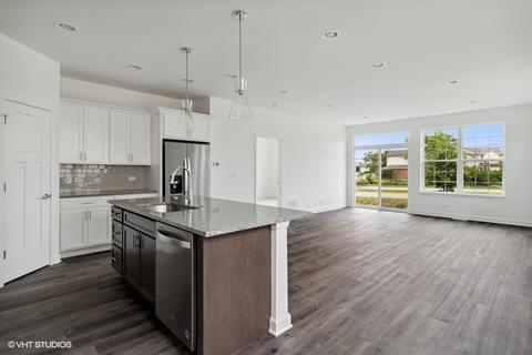 773 Fairway Dr, Addison, IL 60101 photo 2