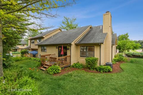2301 Robin Ln, Elgin, IL 60123 photo 17