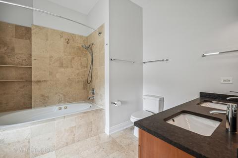921 E 40th St #3E, Chicago, IL 60653 photo 5