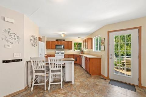 6409 Silver Ridge Dr, Plainfield, IL 60586 photo 13