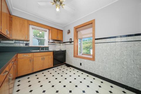 17536 Community St, Lansing, IL 60438 photo 10
