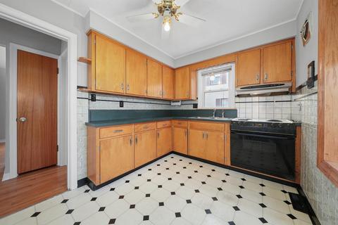 17536 Community St, Lansing, IL 60438 photo 8