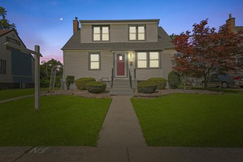17536 Community St, Lansing, IL 60438 photo 2