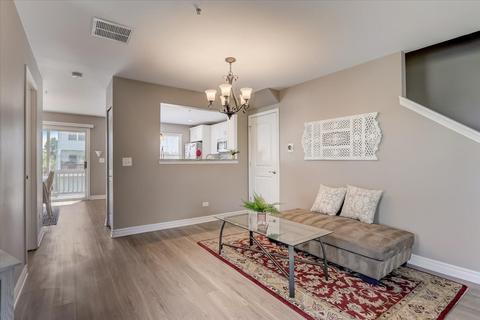 727 River Walk Dr, Wheeling, IL 60090 photo 7