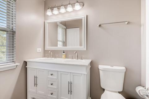 727 River Walk Dr, Wheeling, IL 60090 photo 21