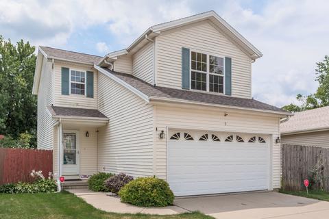 9 Harrison Ct, Bloomington, IL 61704 photo 4