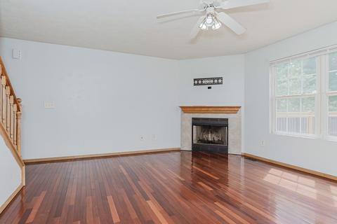 9 Harrison Ct, Bloomington, IL 61704 photo 7