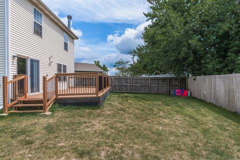 9 Harrison Ct, Bloomington, IL 61704 photo 3