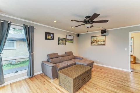 42 N Highview Ave, Addison, IL 60101 photo 4