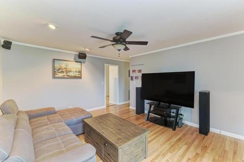 42 N Highview Ave, Addison, IL 60101 photo 5