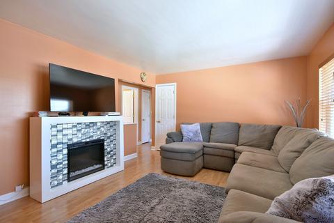 7716 Ogden Ave #2M, Lyons, IL 60534 photo 4
