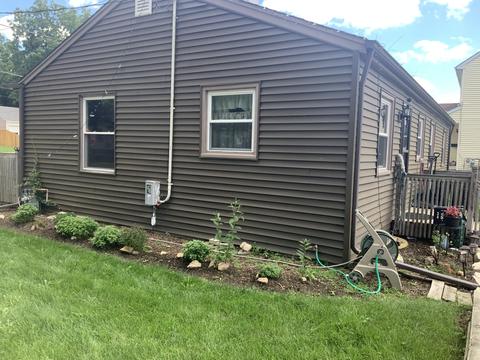 421 Mill St, Elgin, IL 60123 photo 27