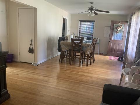 421 Mill St, Elgin, IL 60123 photo 9