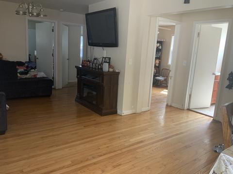 421 Mill St, Elgin, IL 60123 photo 5