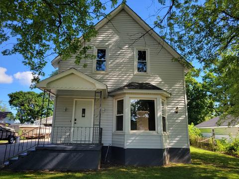 638 E 6th St, Minonk, IL 61760 photo 2
