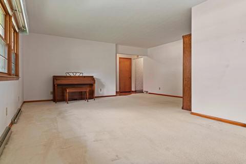 102 Ellis Ave, Normal, IL 61761 photo 11