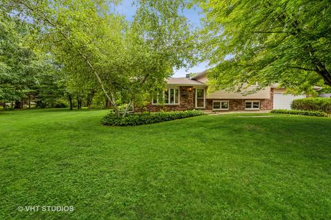 8308 Schmidt St, Spring Grove, IL 60081 photo 2