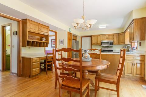 332 Patricia Ln, Bartlett, IL 60103 photo 9