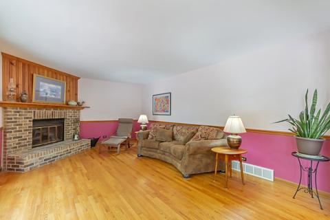332 Patricia Ln, Bartlett, IL 60103 photo 7