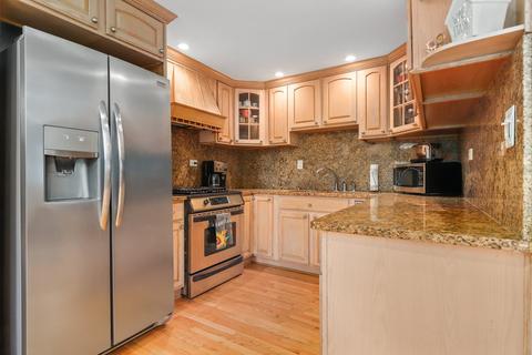 1819 E Bittersweet Ln, Mount Prospect, IL 60056 photo 12