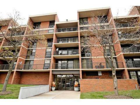 2921 S Michigan Ave #410, Chicago, IL 60616