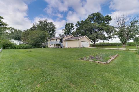 8212 Elm Ave, Downs, IL 61736 photo 5