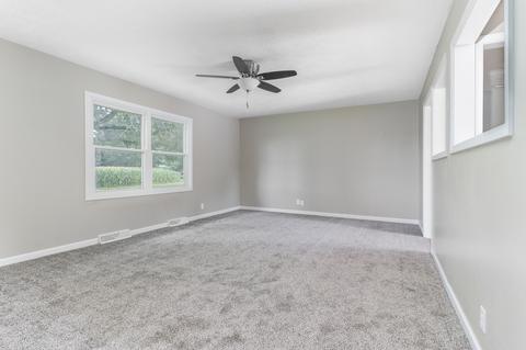 8212 Elm Ave, Downs, IL 61736 photo 12