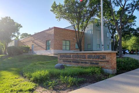 1370 Nottingham Ln, Hoffman Estates, IL 60169 photo 32