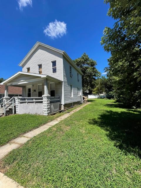 408 E Jackson St, Bloomington, IL 61701 photo 2