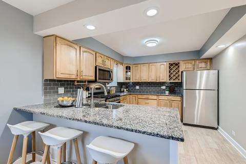 357 E 90th St, Chicago, IL 60619 photo 3