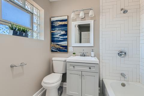 357 E 90th St, Chicago, IL 60619 photo 9