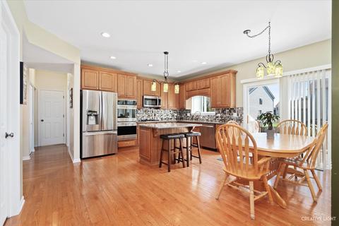 1755 Ruzich Dr, Bartlett, IL 60103 photo 10