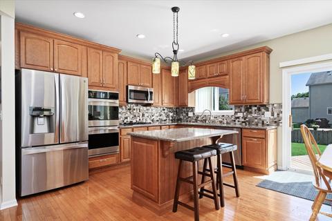 1755 Ruzich Dr, Bartlett, IL 60103 photo 7