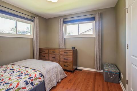 700 Alhambra Ln, Hoffman Estates, IL 60169 photo 15