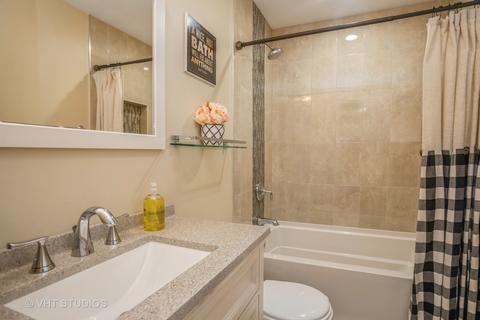 700 Alhambra Ln, Hoffman Estates, IL 60169 photo 16