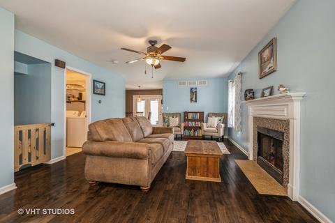 4320 Bronk Cor, Plainfield, IL 60586 photo 3