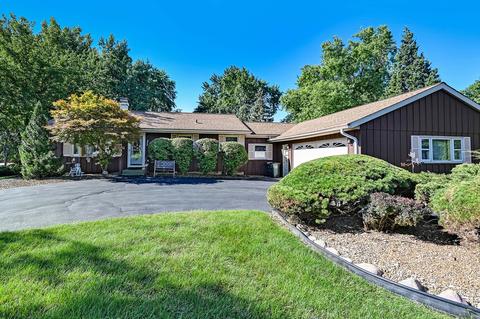 749 72nd Ct, Willowbrook, IL 60527 photo 1