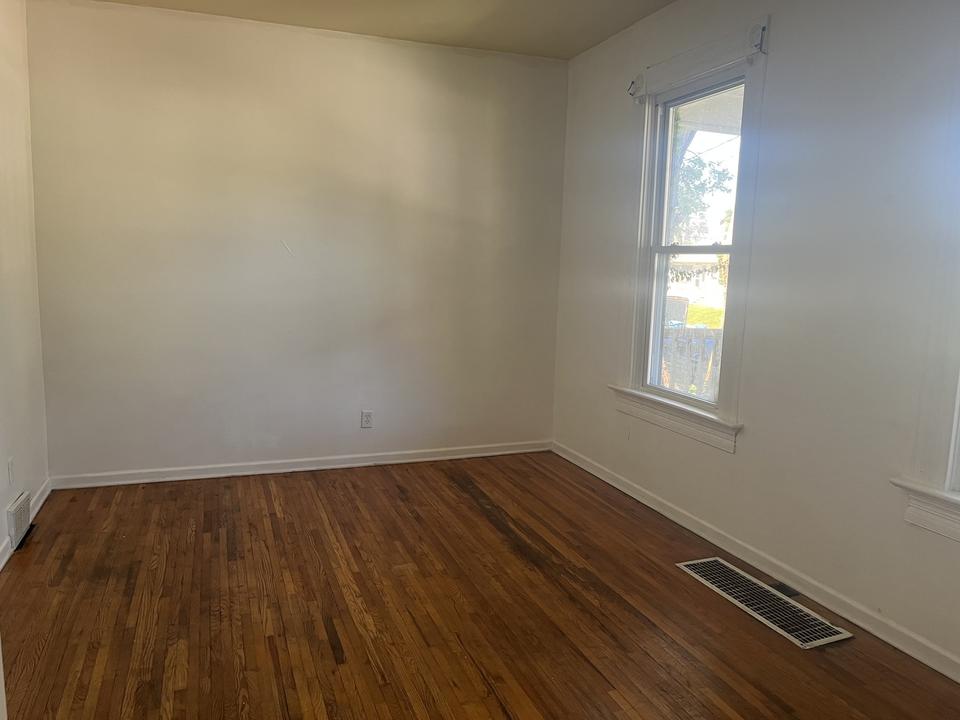  632 S Lincoln Ave S, Aurora, IL 60505 photo 7