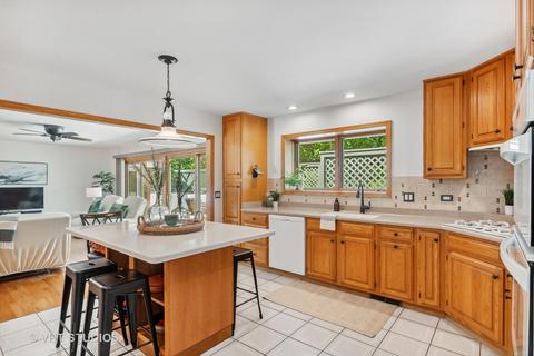 1110 Crane Dr, Sleepy Hollow, IL 60118 photo 13