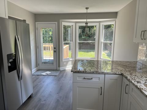 3205 W Beach Dr, Mchenry, IL 60050 photo 7