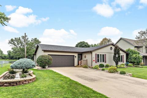 1211 N Bush Ave, Kankakee, IL 60901 photo 2