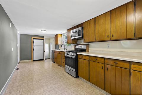 306 E Forest St, Marengo, IL 60152 photo 4