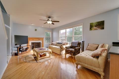 1491 Della Dr, Hoffman Estates, IL 60169 photo 10