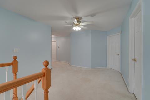 1491 Della Dr, Hoffman Estates, IL 60169 photo 21